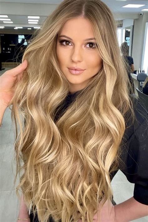 20 Most Beautiful Golden Blonde Hair Color Ideas - Your Classy Look