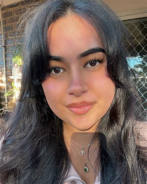 Jade Elizabeth 🕊️ (@jaadeelizaabeth) • Instagram photos and videos