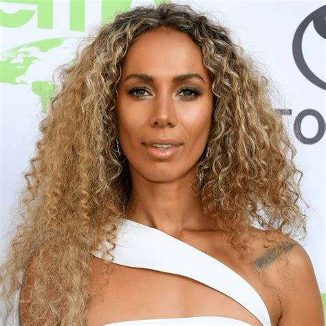 New trends in chubby face medium length haircuts focus on volume 5