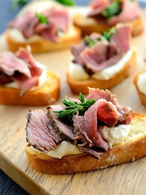 Irresistible Roast Beef Crostini: A Delicious Appetizer