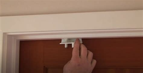 how to install a lock on a door without drilling