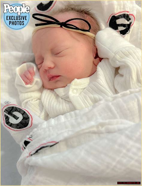 The Little Johnstons: Welcoming A New Baby With Dwarfism