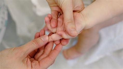 steps  massize babies   bonding activities  mothers