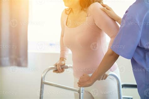 Physical therapists are helping elderly people to take care of