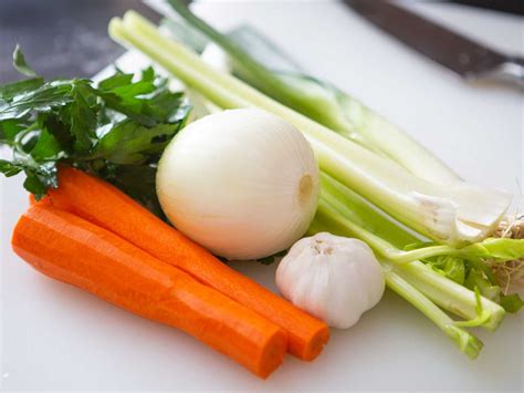 Fresh Ingredients Veggie Stock Carrots Celery Leeks Onion, 59% OFF