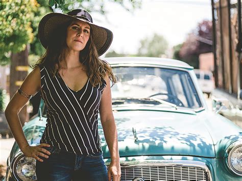 Kyra Gordon: Exploring the heart and soul of a showgirl | East Bay