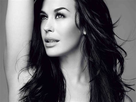 Pictures of Megan Gale