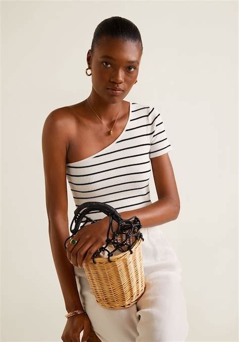 Asymmetrische Tops: das Must-have für den Sommer | ELLE
