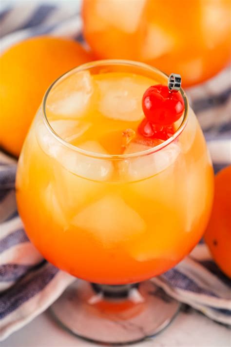 Sex on the Beach Cocktail - Love Bakes Good Cakes