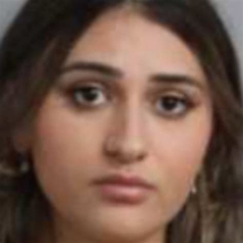 Amanda Reis's Instagram, Twitter & Facebook on IDCrawl