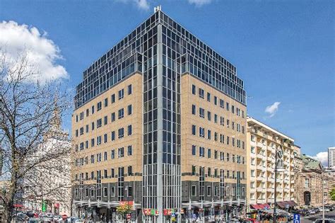 Valad Europe buys Warsaw Corporate Center from MEAG (PL)