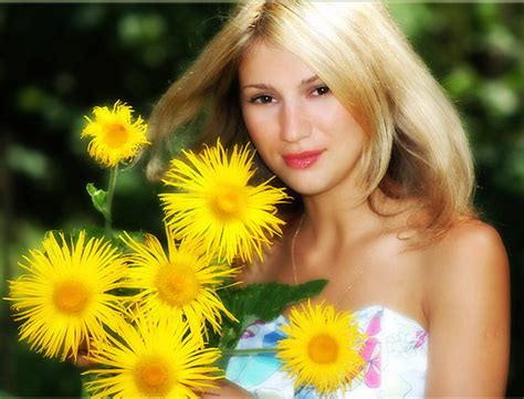 Женщина с цветами картинки » DreemPics.com - картинки и рисунки на ...
