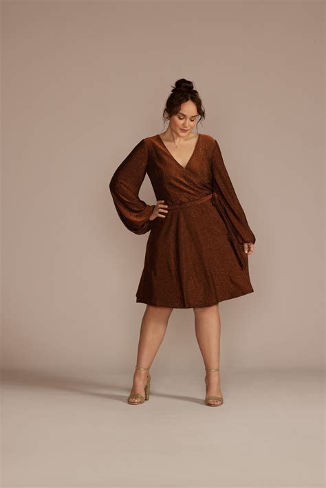7 Semi-formal Wedding Guest Dresses for Fall - Kino de Lirio