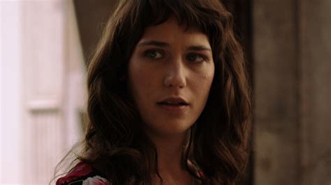 Lola Kirke