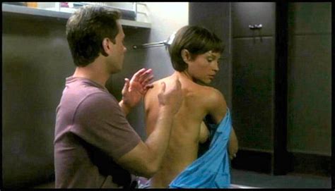 Jolene Blalock Nue dans Star Trek: Enterprise