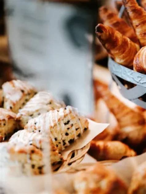 classic foods      canada travel