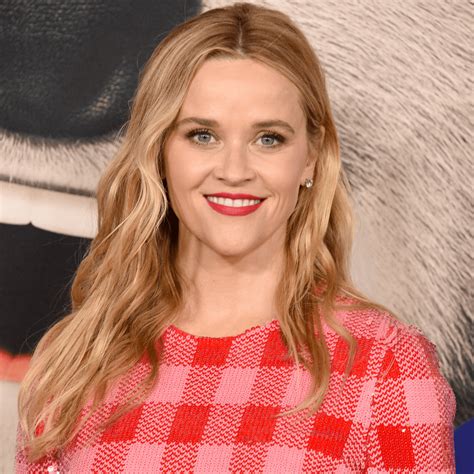 Reese Witherspoon's 18 Most Iconic Hair Looks