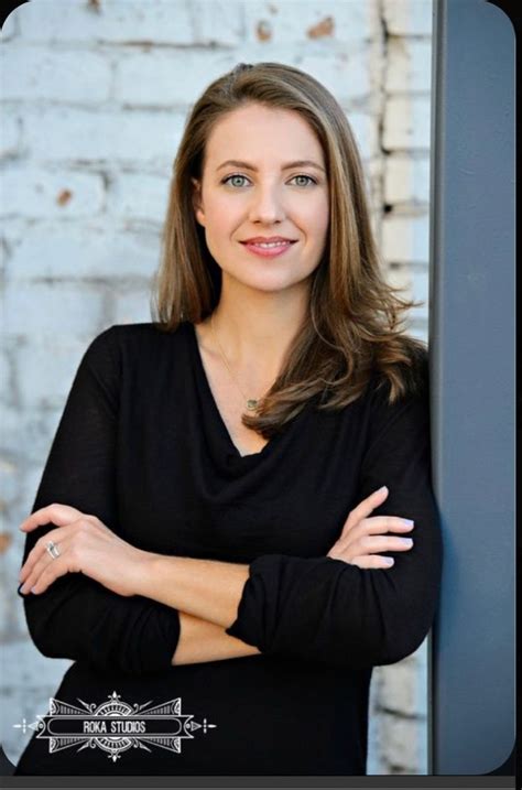 by Yvonne Jensen on Headshot | Professional headshots women ...