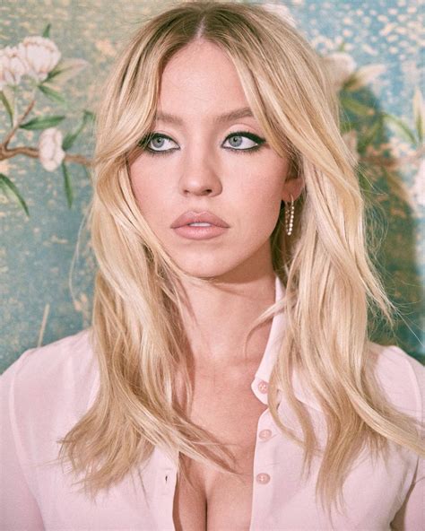 SYDNEY SWEENEY – MTV & TV Awards Photoshoot, June 2022 – HawtCelebs