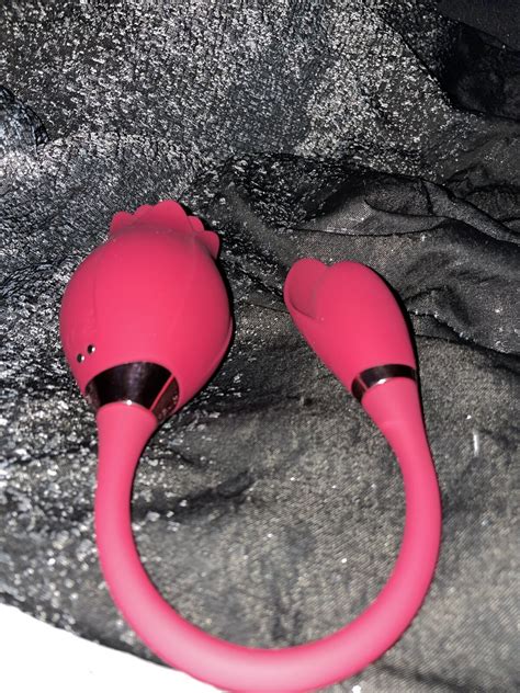 Adorime Rose Toy: 3 in 1 Design, Stimulates the Clitoris and Nipples