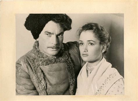 Григорий (Пётр Глебов) и Наталья (Зинаида Кириенко). "Тихий Дон" (реж ...