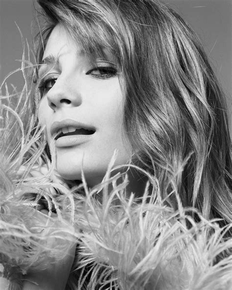 Mischa Barton Pictures. Hotness Rating = 8.39/10