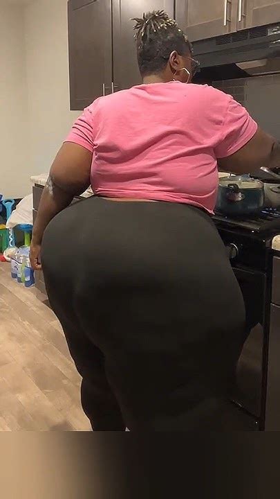 SSBBW BIG MAMA 😳😳 - YouTube