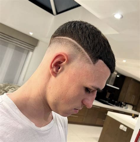 Phil Foden Haircut - Phil Foden Hairstyle Takes England Fans Back To ...