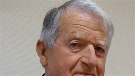 lancien maire de tanis alain mazier distingue pour ses quarante deux