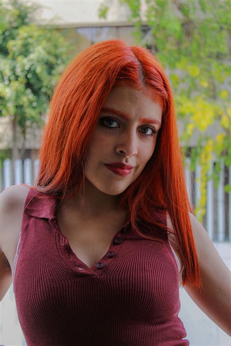 25.092+ Fotos y Imágenes de Mujeres+chupando+pene Gratis · Banco de