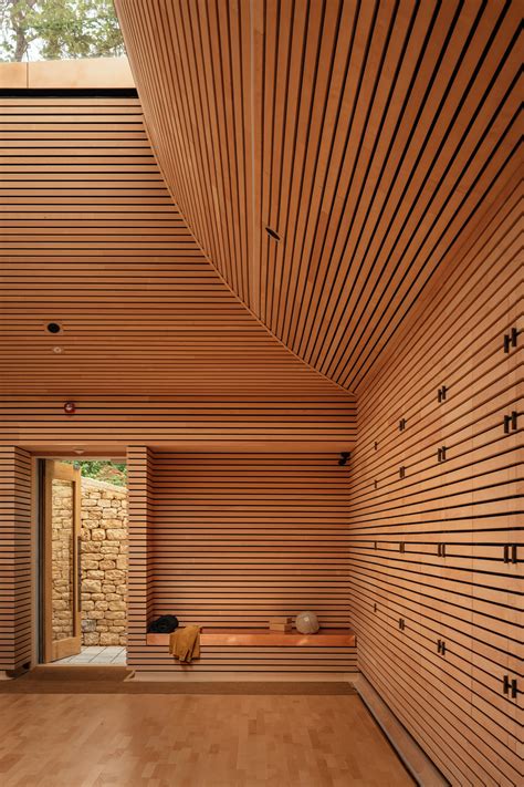 Gallery of Rammed Earth Yoga Studio / Invisible Studio - 5