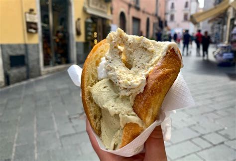 Italian Street Food: Your Delicious Guide - KAYAK