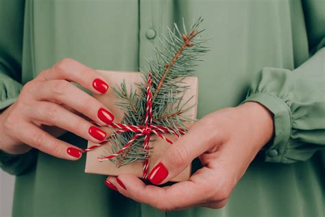 Holiday Gift Guide: Unique Presents for Your Loved Ones | Guardian Storage