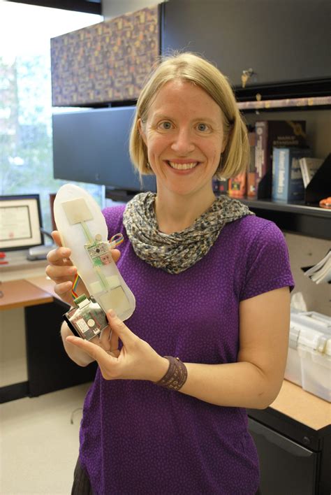 Utah Engineering Prof Invents Smart Insole to Correct Walking