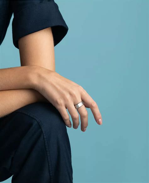 A Complete & Honest Oura Ring Review - Is It Worth It? | Busbee style ...