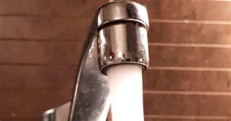 Korsnäsissa selvitetään edelleen, miksi vesi maistuu ja haisee pahalle