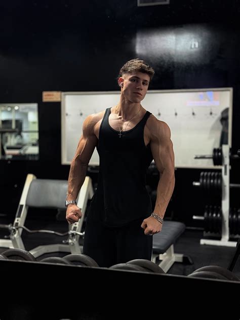 Tomás Krymer (@tommykrymer) • Instagram photos and videos