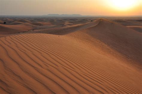 Wallpaper : sunset, Dubai, desert, dune, uae, clear, lonely, ripples ...