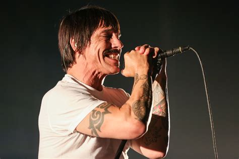 anthony kiedis red hot chili peppers 5