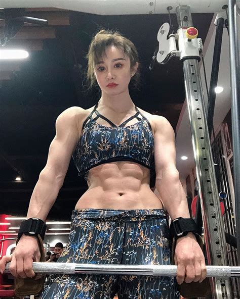 Yuan Herong Nude - NudeCosplayGirls.com