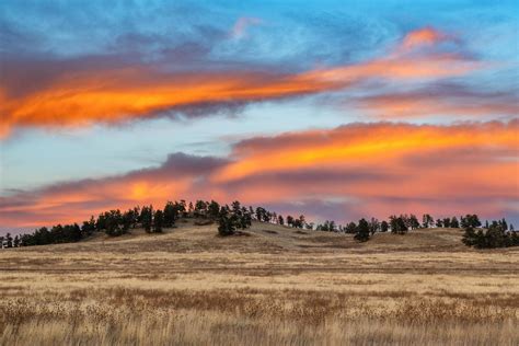 Nebraska’s Colorful Winter Skies | Nebraskaland Magazine