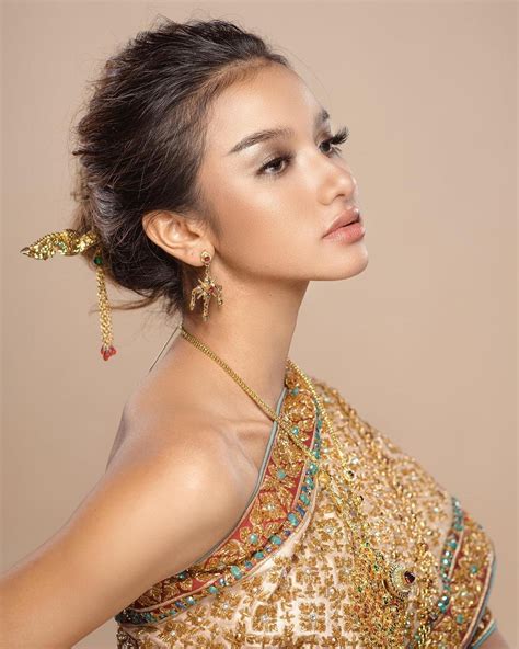 Thai & SEA Women - Siam Models - Model Agency Bangkok Thailand