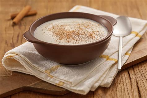 Como Fazer Mingau De Maisena - Receita de mingau de maisena caseiro cremoso para aquecer o coração