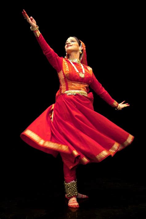 Sharmila Sharma - love her style in Kathak dances! | Kathak costume