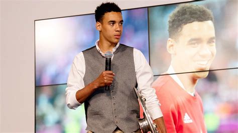 video jamal musiala completes collection   bundesliga trophies