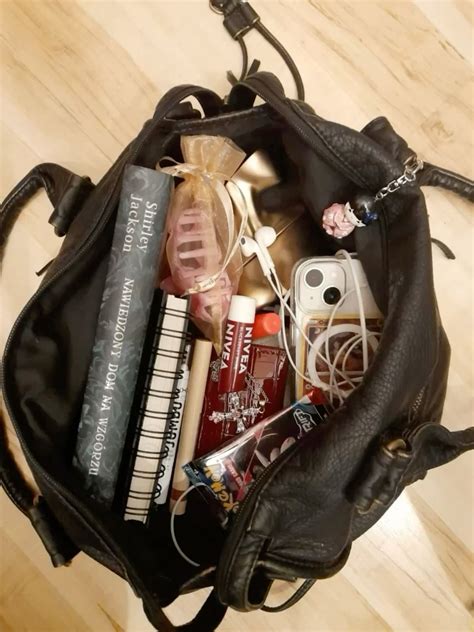 Tia Maree in 2025 | Girls bags, Inside my bag, Handbag essentials