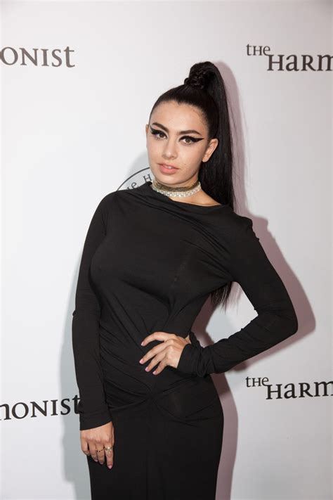 Charli XCX Braless (7 Photos) | #TheFappening