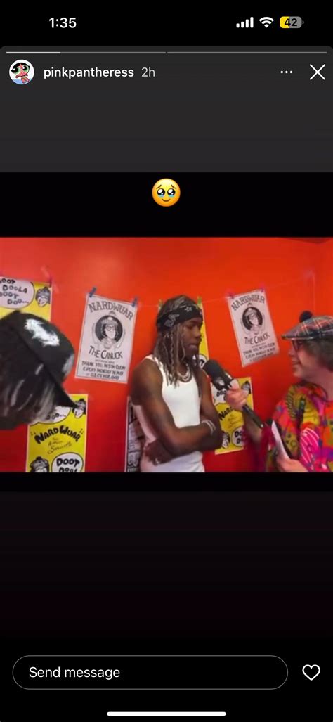 Pink Pantheress showing love to Lone : r/DestroyLonely