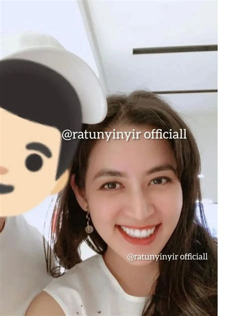 Dijuluki Gayung Lope Pink, 5 Potret Kimmy Khay yang Diduga Selingkuhan