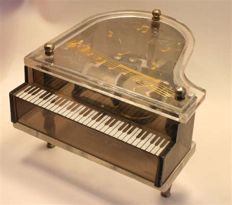vintage musical boxes   piano  disney  box